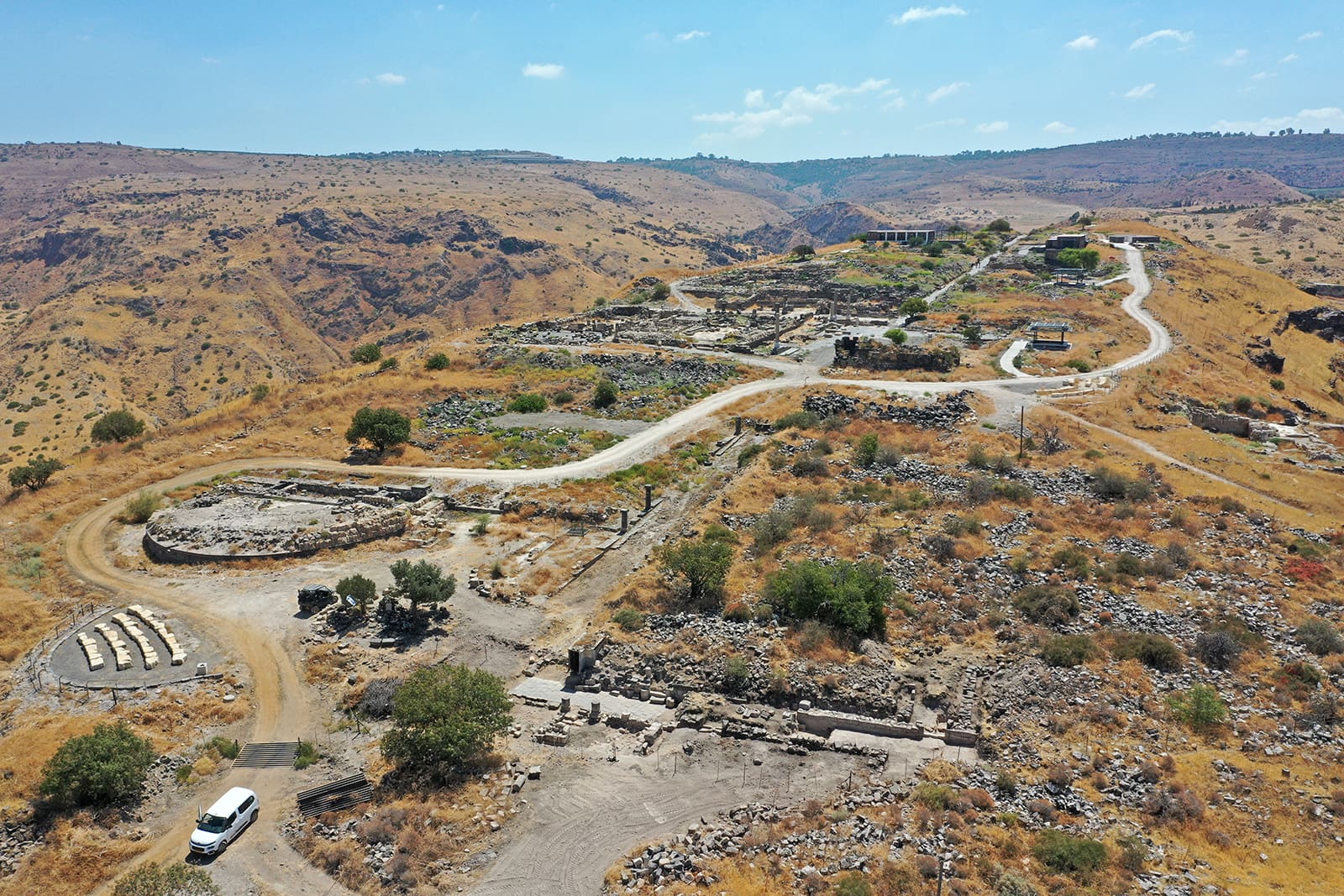 “Научись!” – черный юмор на 2000-летней свинцовой пуле из пращи.